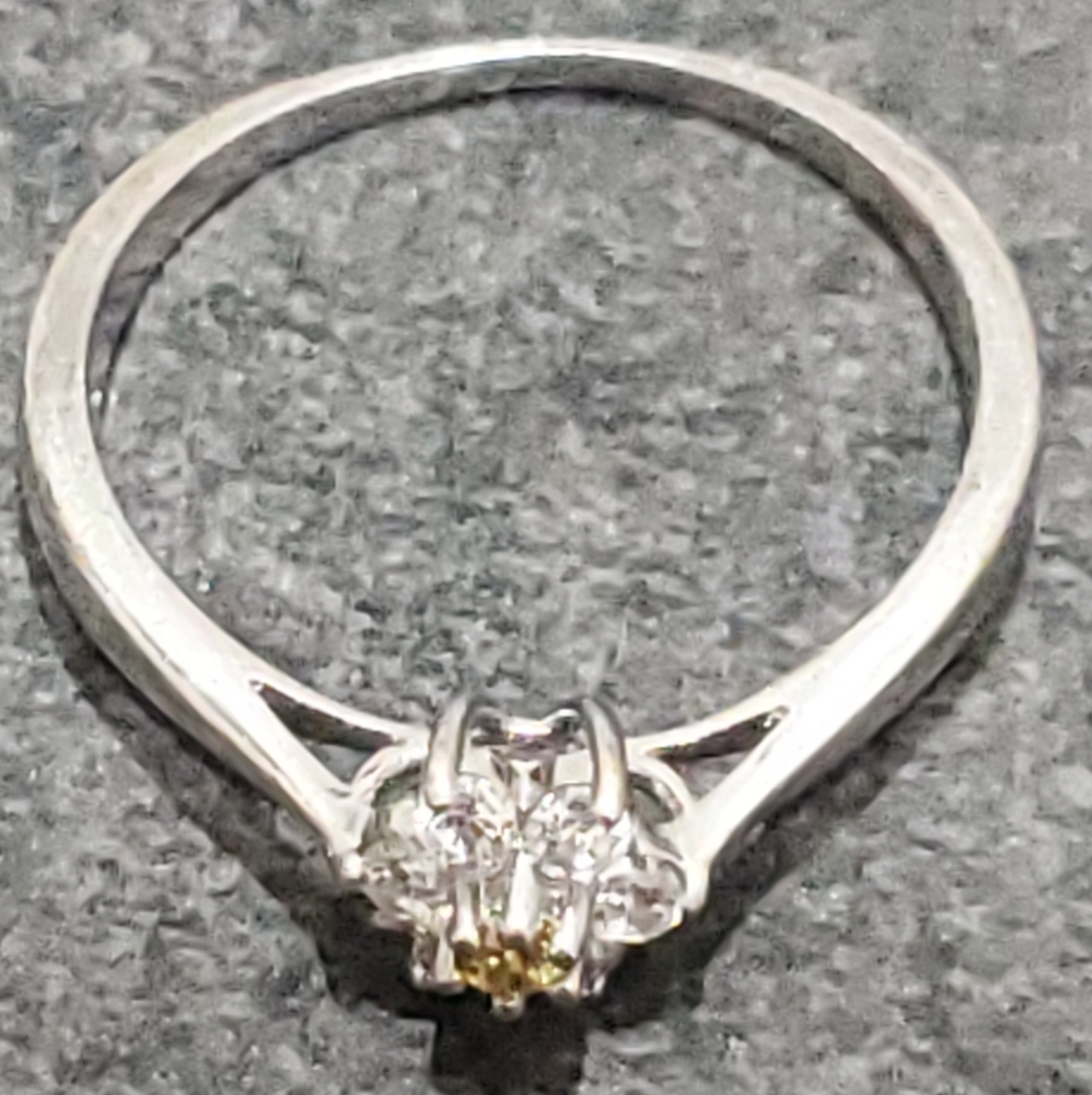 Citrine &‎ Simulated Diamond Flower Sterling Silver Ring - Picture 5 of 6